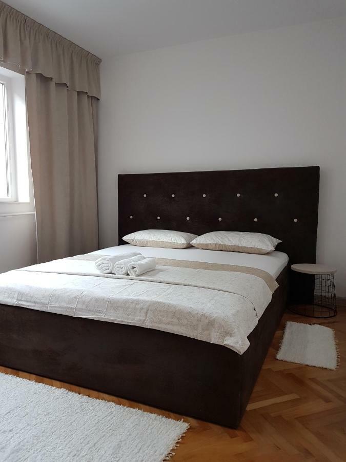 Tania Apartament Oradea Exterior photo