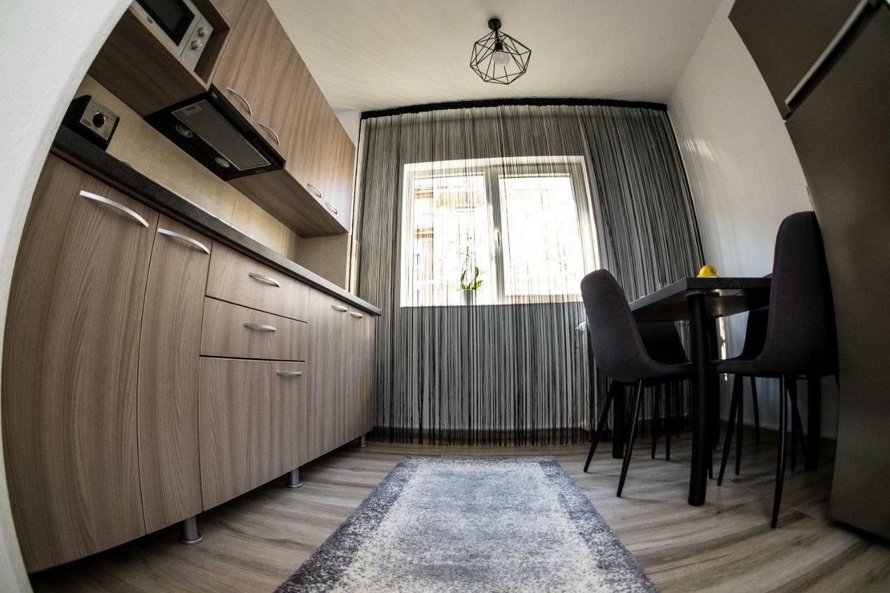 Tania Apartament Oradea Exterior photo